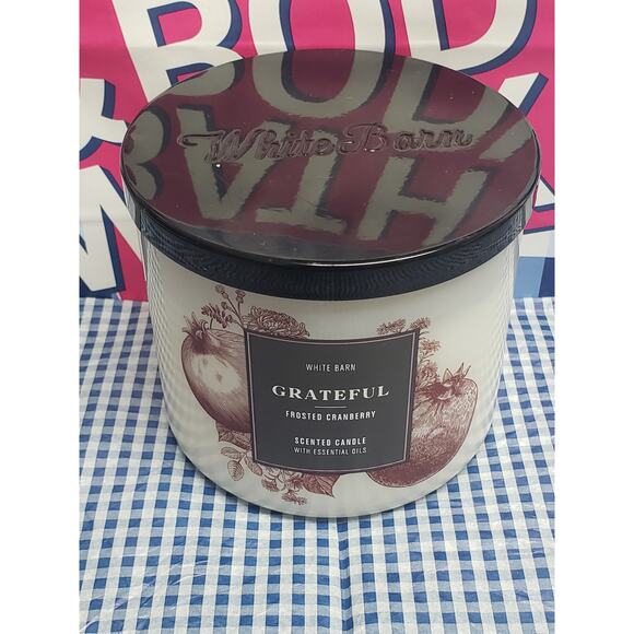 BBW GRATEFUL Frosted Cranberry Large 3 Wick Candle Home Fragrance Decor - Picture 1 of 2